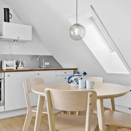 Awesome In Apartman *