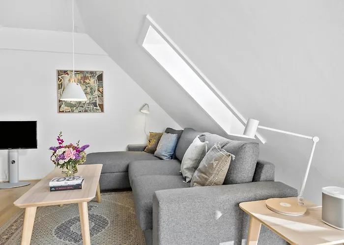 Apartment Awesome In *